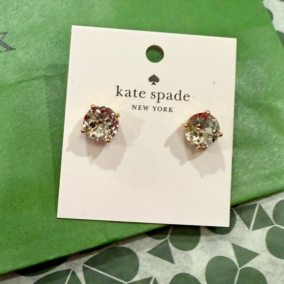 NWT! Authentic ♠️ kate spade clear crystal stud earrings + Gift wrap! - Picture 1 of 12